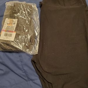 Solid black leggings